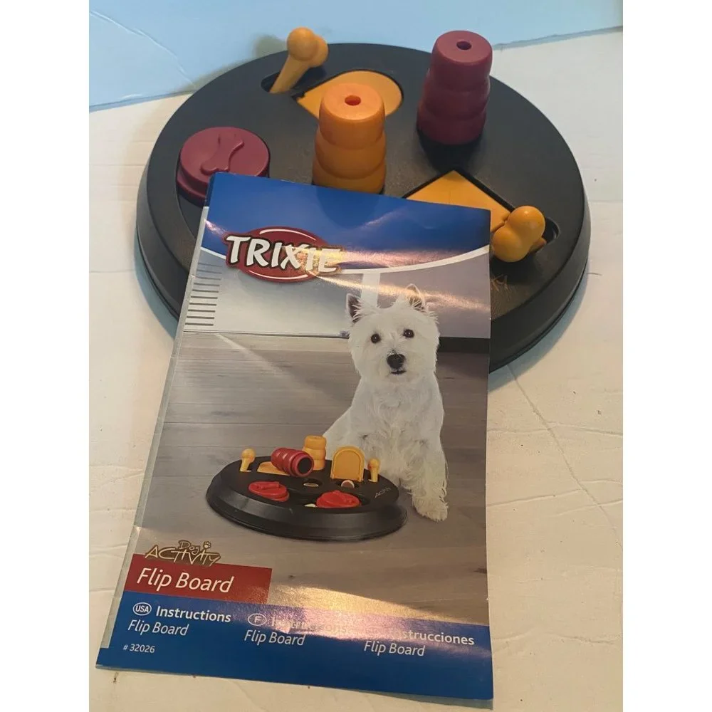 Trixie Pet Dog Activity Strategy Game Flip Board Level 2 Toy Puzzle